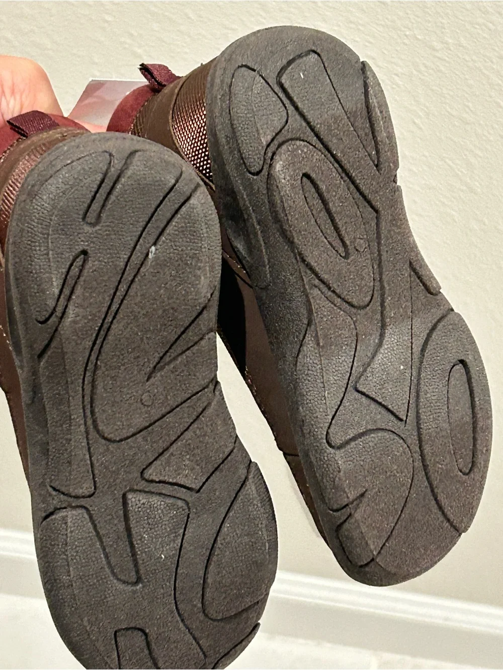 OshKosh B'Gosh Everplay Laurent Toddler Boys 9m size sneaker boots NWT